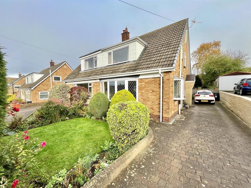 Grasmere Drive, Elland 3 bed semidetached house for sale £210,000