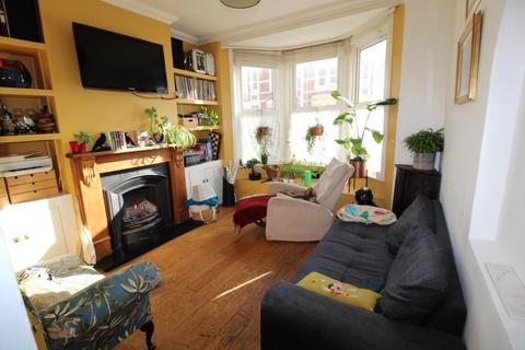 37 Barratt Street, Bristol, BS5 6DE
