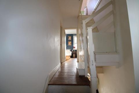 37 Barratt Street, Bristol, BS5 6DE