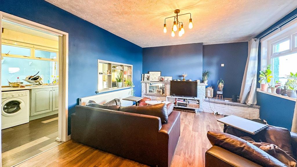 Exmouth Road, Knowle, Bristol, BS4 3 bed semidetached house for sale