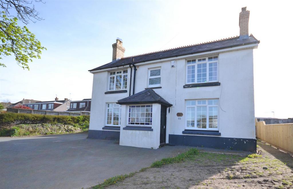 Haverfordwest 4 bed detached house for sale £400,000