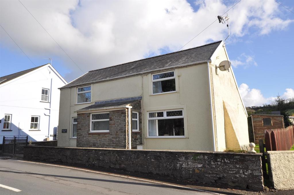 Broadway, Laugharne, Carmarthen 2 bed house for sale £247,500