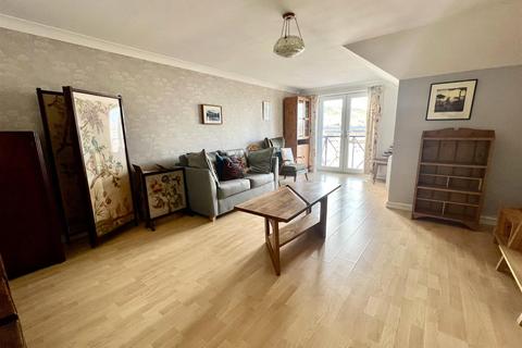 2 bedroom apartment for sale - Mannheim Quay, Marina, Swansea