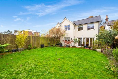 4 bedroom semi-detached house for sale, Smithy Lane, Lower Kingswood