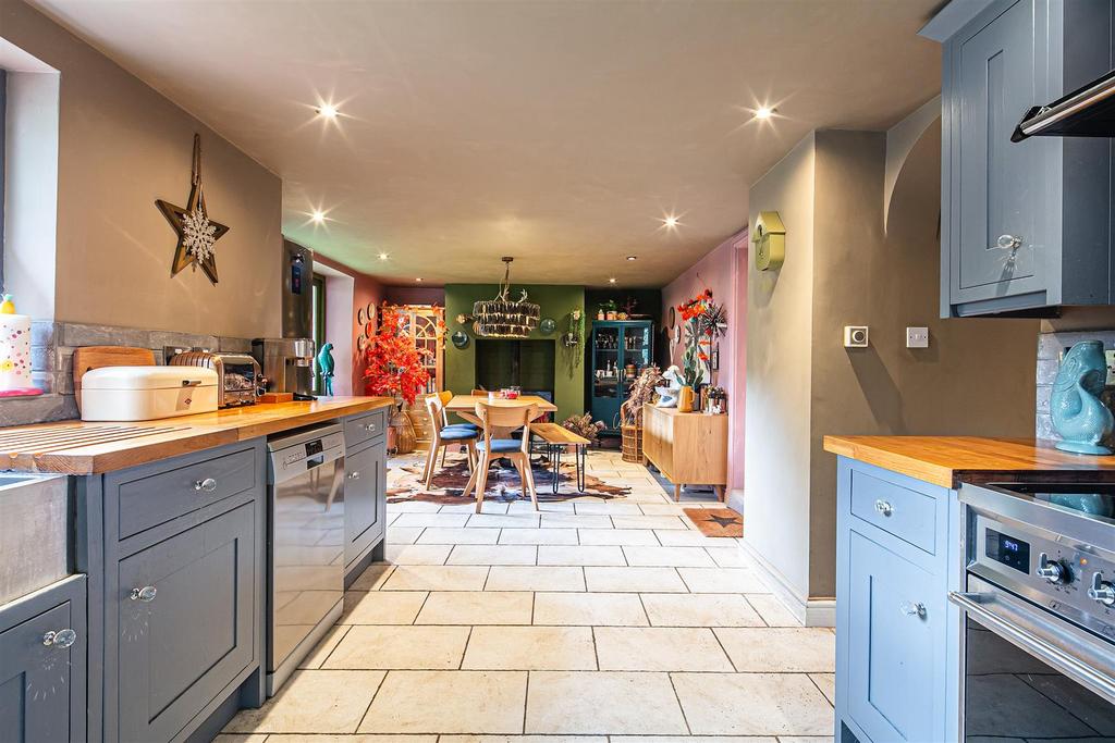 Alternate dining kitchen overall