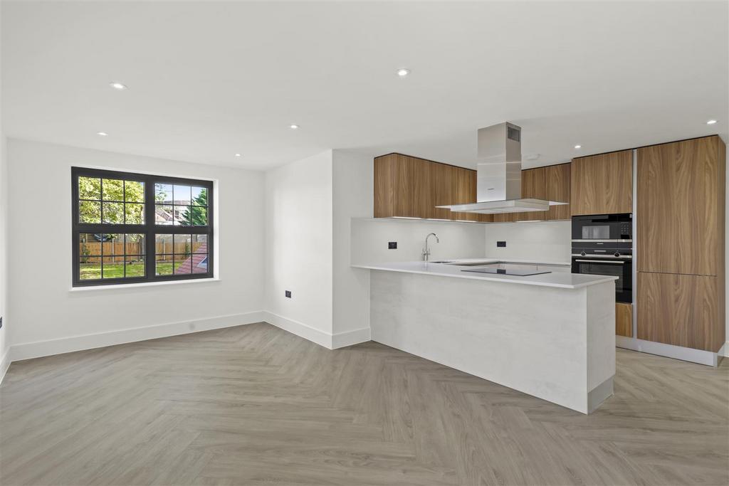 Sudbury Hill Close, Wembley 3 bed apartment for sale £635,000