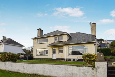 4 bedroom detached house for sale, Lon Merllyn, Criccieth