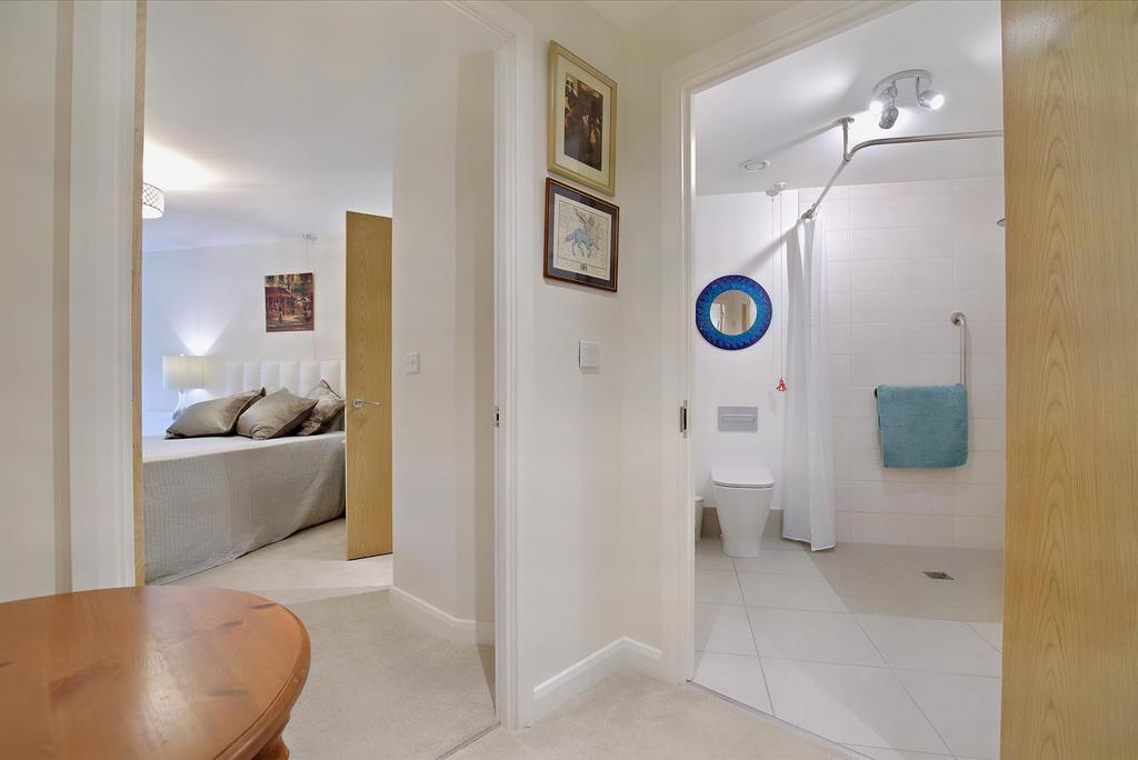 8576244-interior12-800.JPG