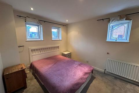 2 bedroom terraced house to rent - Athol Square, London
