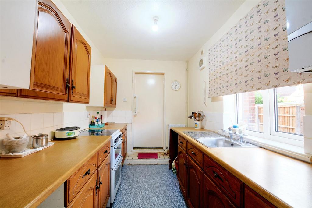 Kitchen (2).jpeg