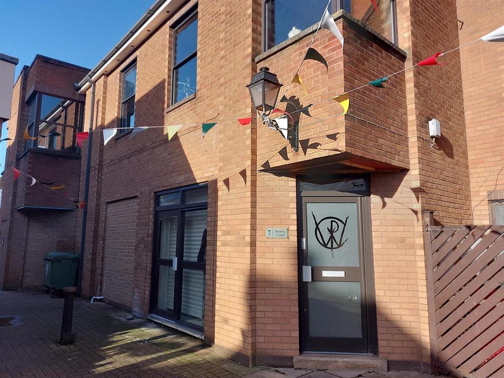 Bowley Court, Melton Mowbray LE13 Property to rent £500 pcm (£115 pw)