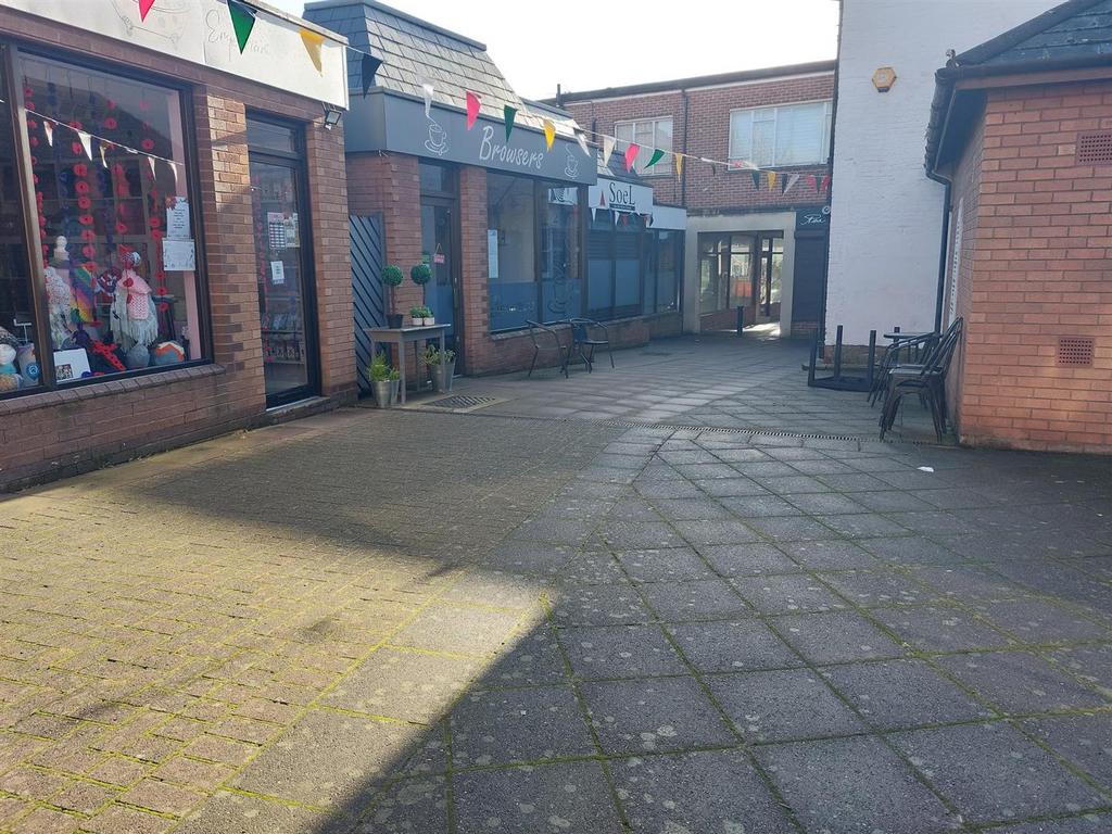 Bowley Court, Melton Mowbray LE13 Property to rent £500 pcm (£115 pw)