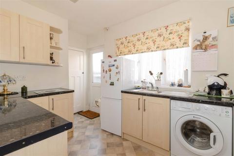15 Brookdean Road, Worthing, BN11 2PB