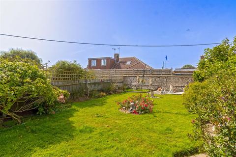 15 Brookdean Road, Worthing, BN11 2PB