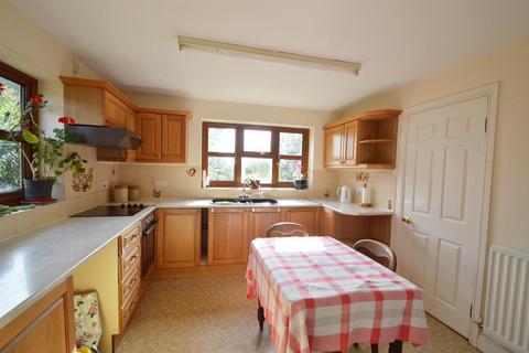 4 bedroom detached house for sale, Tingles, Wentnor, Bishops Castle SY9 5EE