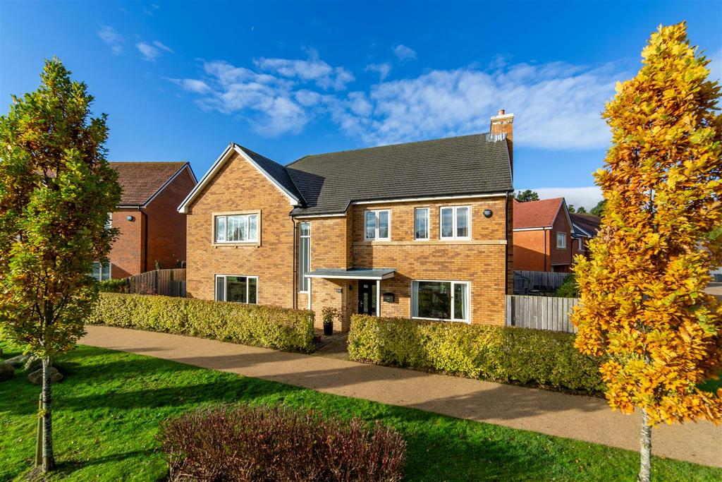Rowan Drive, St. Mary Park, Morpeth 5 bed detached house £650,000