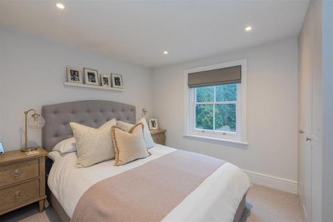 2 bedroom flat for sale - Bell Street, Henley-On-Thames RG9