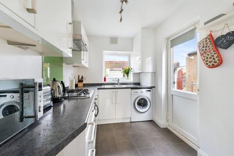 71 Mortimer Crescent, Worcester Park, KT4 7QN