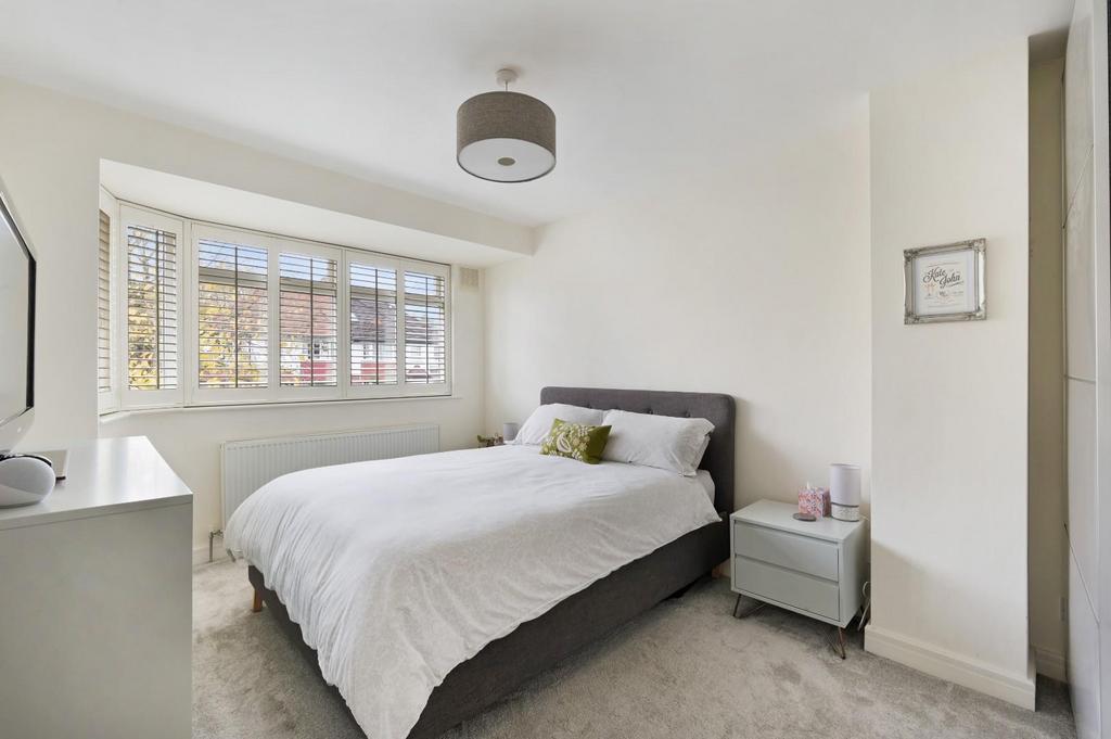 MORTIMER CRESCENT 71 (16 FROM 26)-15.jpg