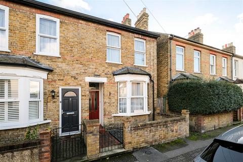 3 bedroom end of terrace house for sale, Greenfield Street, Waltham Abbey