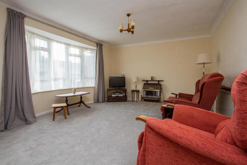 Princess Drive, Seaford BN25 2 bed detached bungalow for sale £395,000