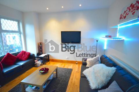 4 bedroom property to rent, 31 Hessle Mount, Hyde Park, Leeds LS6