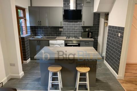 4 bedroom terraced house to rent, 222 Cardigan Lane, Hyde Park, Leeds LS6