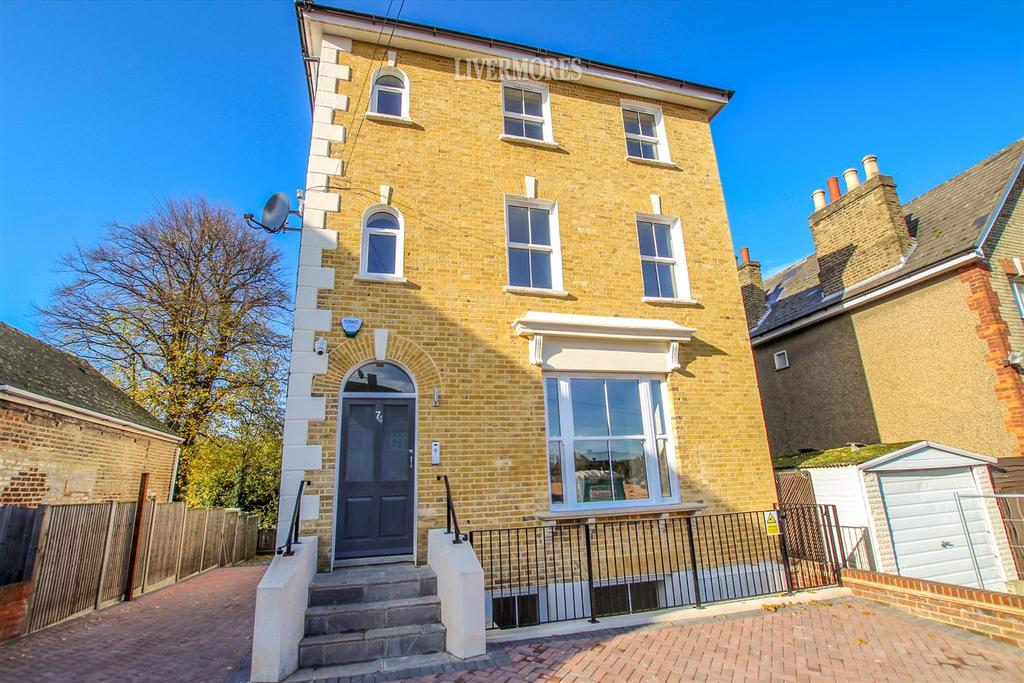 Station Road, Crayford, Kent 2 bed apartment £1,500 pcm (£346 pw)