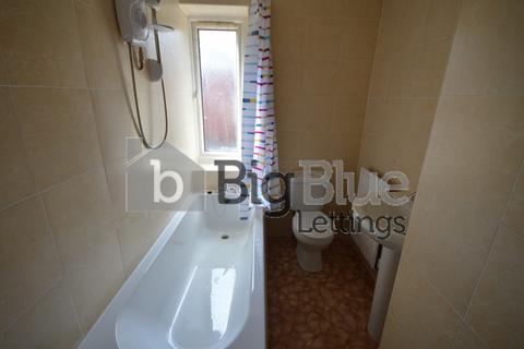 4 bedroom terraced house to rent, 7 Thornville Street, Hyde Park, Leeds LS6
