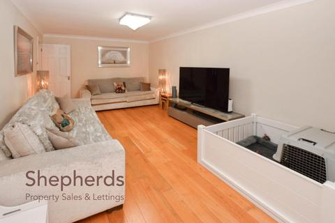 4 bedroom detached house for sale, Acacia Close, West Cheshunt EN7