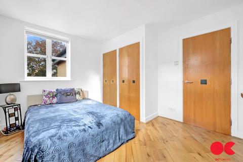 9 Equity Square, London, E2 7EQ