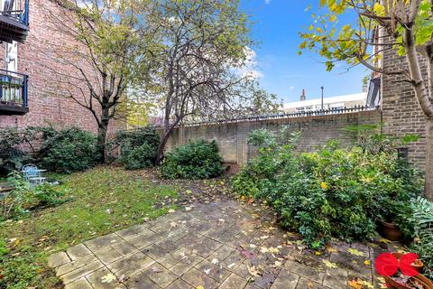9 Equity Square, London, E2 7EQ