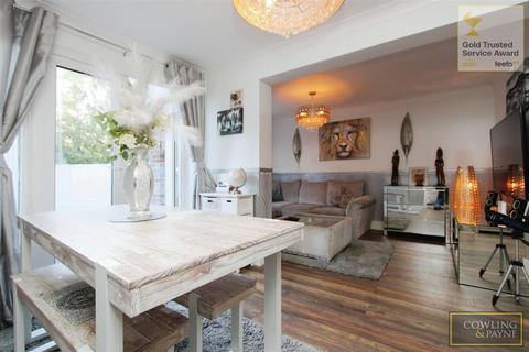 41 Brackley Crescent, Basildon, SS13 1RA