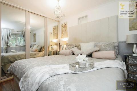 41 Brackley Crescent, Basildon, SS13 1RA