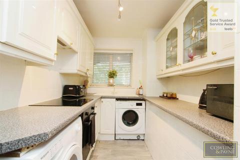 41 Brackley Crescent, Basildon, SS13 1RA
