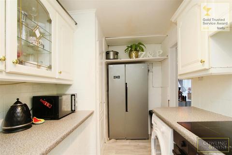 41 Brackley Crescent, Basildon, SS13 1RA