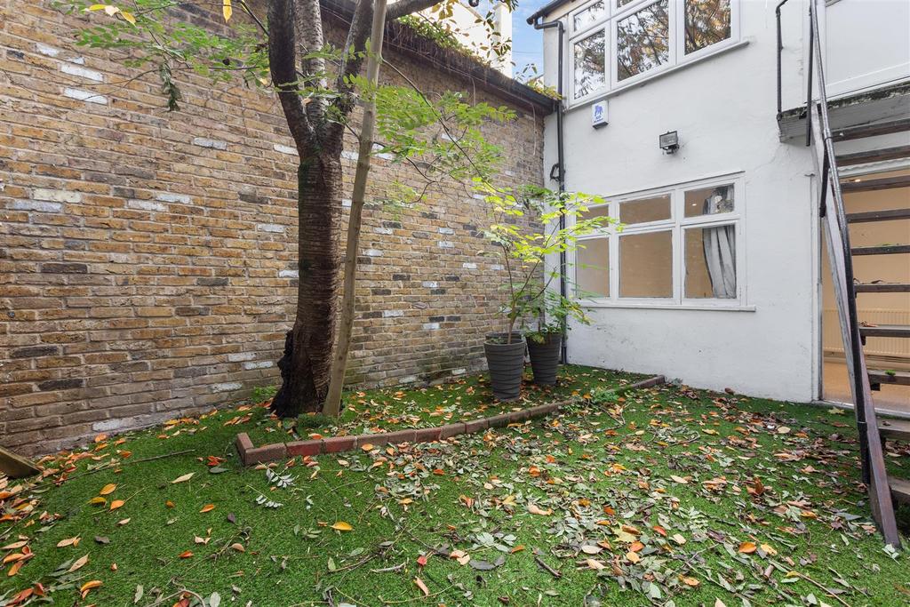 Prospect Place, Heathfield Terrace, London 2 bed property for sale £