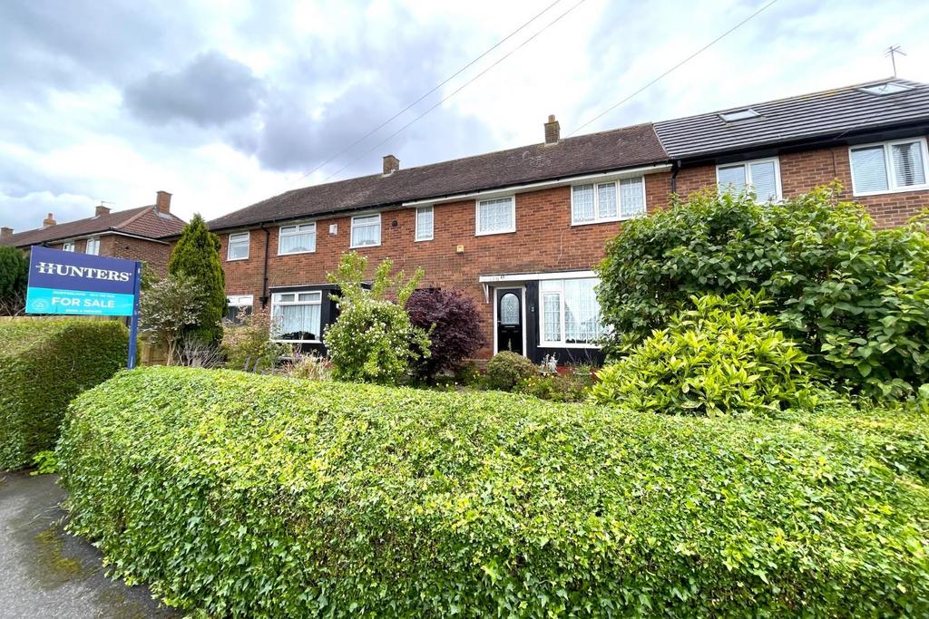 Brackenwood Drive, Roundhay, Leeds 3 bed house for sale £185,000