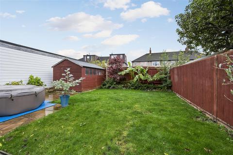 3 bedroom house for sale, Westway, Raynes Park, SW20