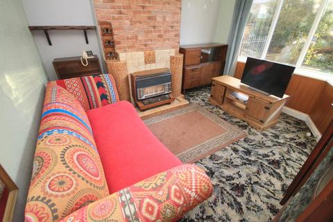 35 Leafield Drive, Bradford, BD2 3RX