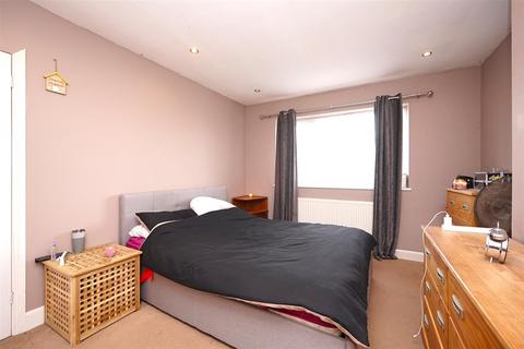 6 Langdale Grove, Barrow-in-furness, LA13 9QF