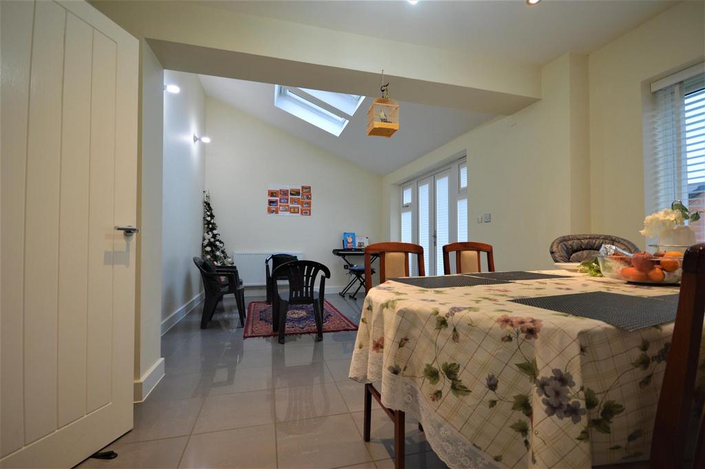 Open Family Area.JPG