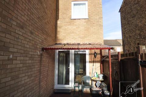 42 Abbots Field, Gravesend, DA12 5JA