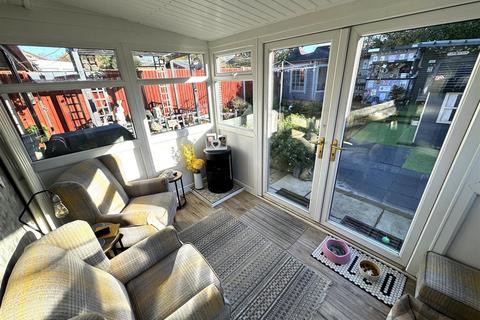 2 bedroom semi-detached bungalow for sale, Vancouver Avenue, Derby DE21