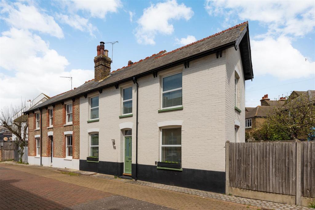 Fountain Street, Whitstable 3 bed semidetached house for sale £535,000