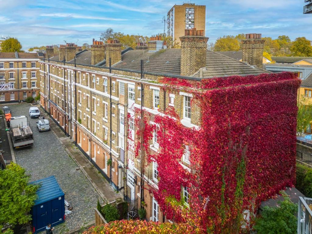 Gibson Gardens, London, N16 1 bed flat for sale £400,000