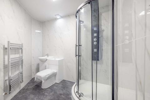 2 Holmlea Road, Datchet, Slough, SL3 9HQ