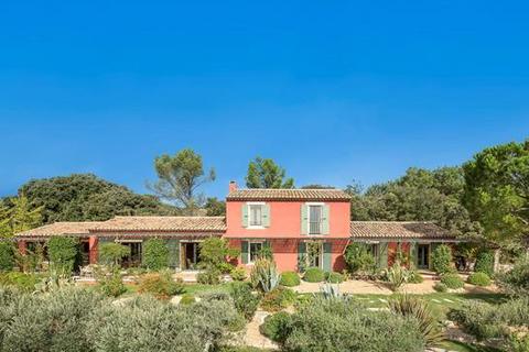 4 bedroom house, Eyragues, Bouches-du-Rhône, Provence Alpes Cote d'Azur