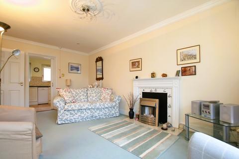 2 bedroom flat for sale, Lions Hall, Saint Swithun Street, Winchester