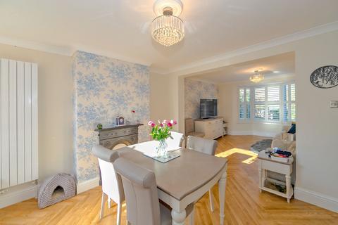 2 bedroom end of terrace house for sale, Station Road, Winslow, MK18
